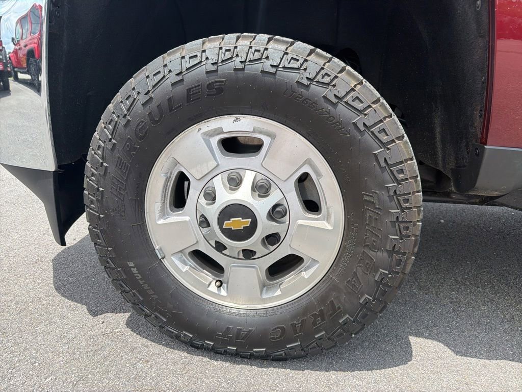 Used 2016 Chevrolet Silverado 2500 LT AWD/4WD image 11