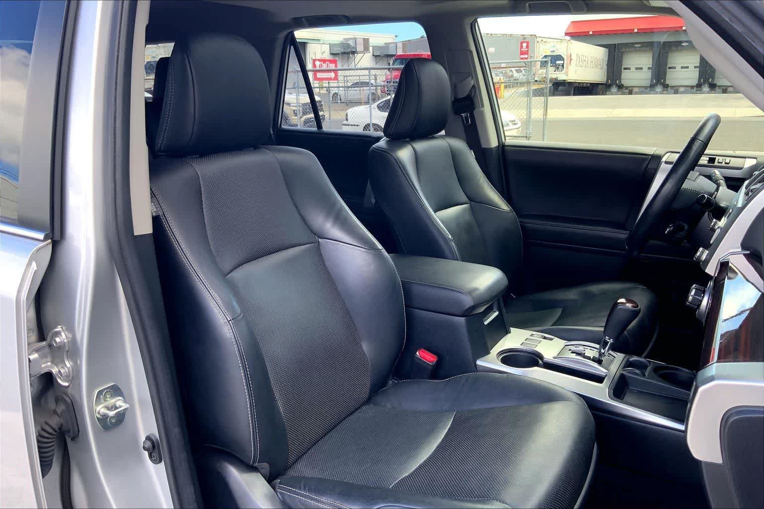 Used 2023 Toyota 4Runner Limited RWD image 13