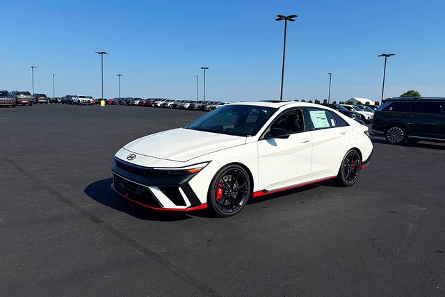 New 2026 Hyundai Elantra N FWD image 3
