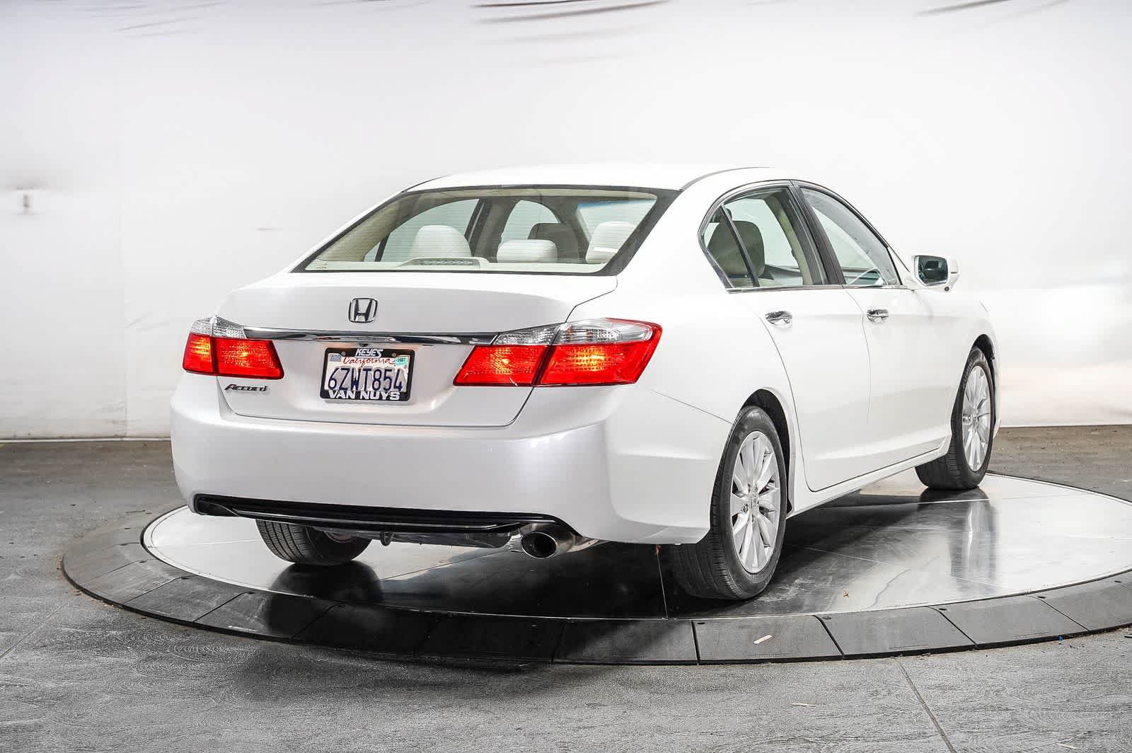 Used 2013 Honda Accord EX image 4