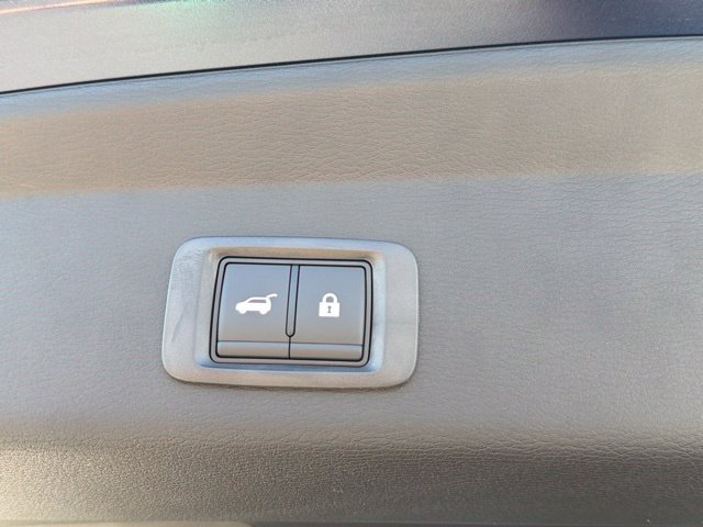 New 2026 Mitsubishi Outlander SEL FWD image 16