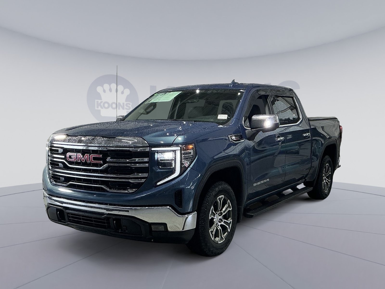 Used 2024 GMC Sierra 1500 SLT w/ X31 Off-Road Package AWD/4WD image 1