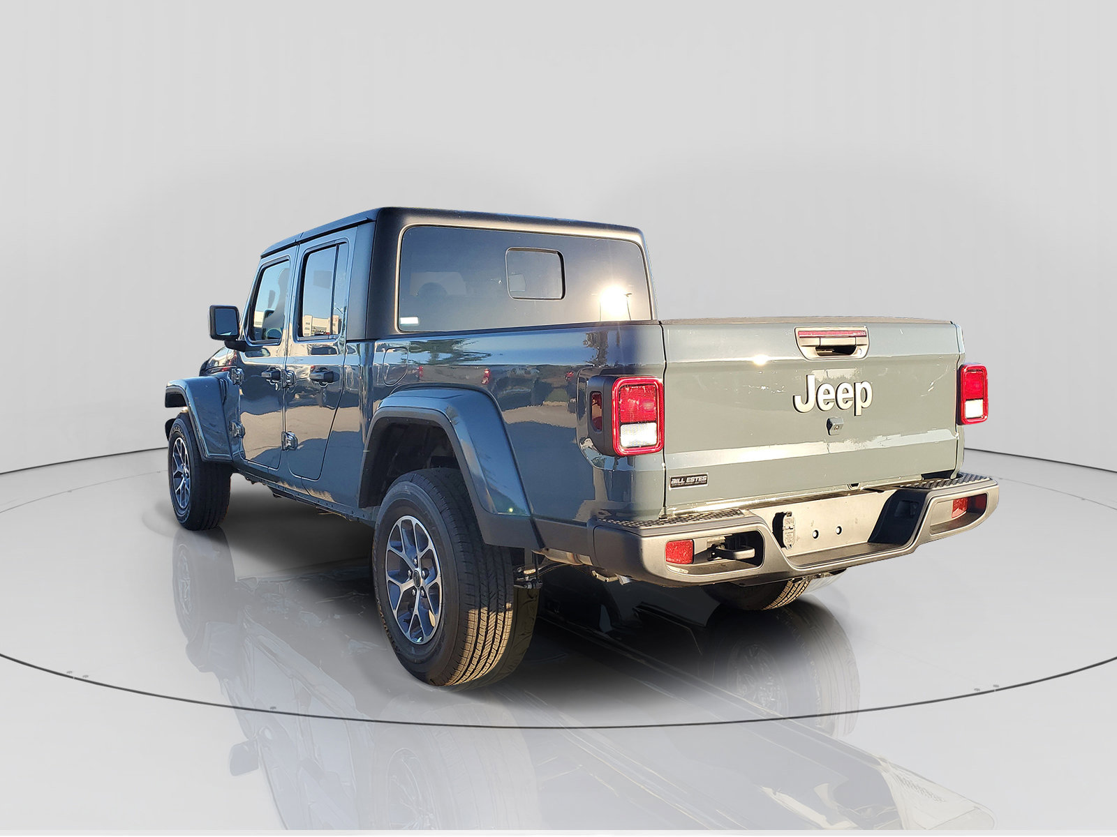 New 2025 Jeep Gladiator Sport image 3