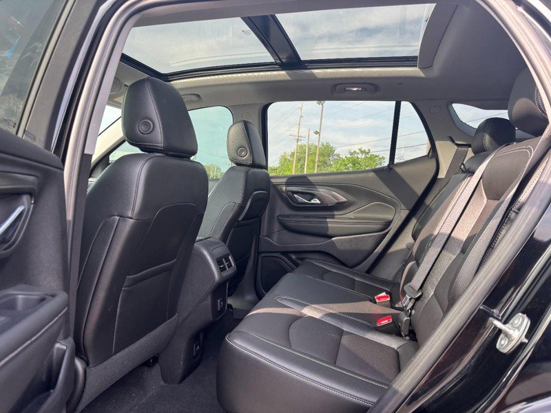 Certified 2024 GMC Terrain SLT w/ Tech Package AWD/4WD image 10