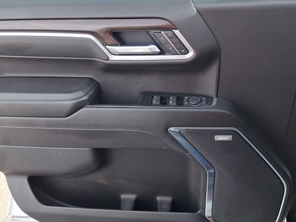 Used 2022 GMC Sierra 1500 SLT w/ SLT Premium Plus Package image 9