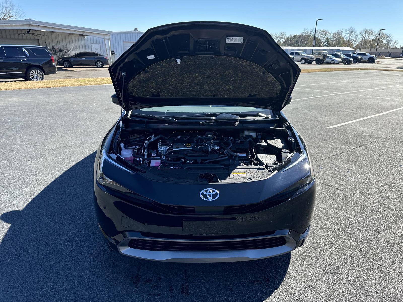 New 2024 Toyota Prius XLE FWD image 38