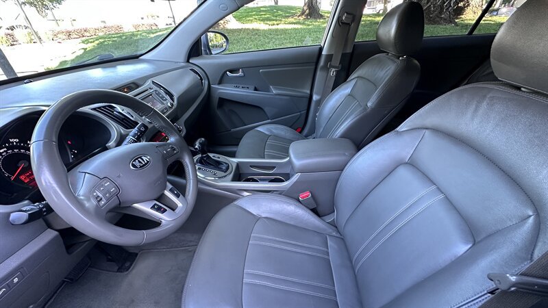 Used 2016 Kia Sportage EX image 8