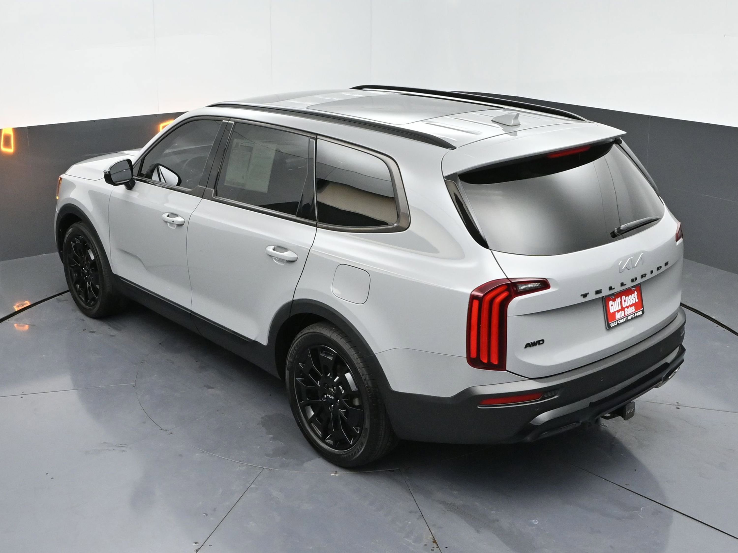 Used 2022 Kia Telluride SX w/ SX Prestige Package image 45