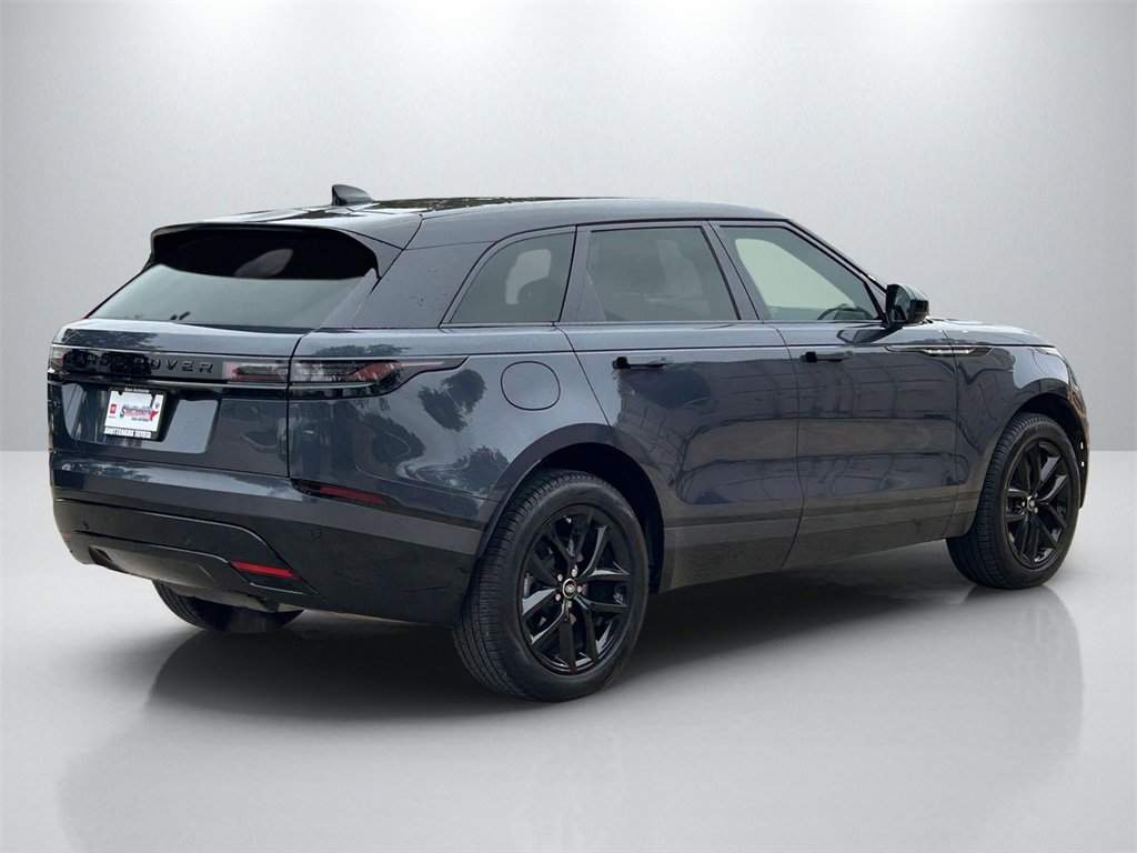 Used 2025 Land Rover Range Rover Velar Dynamic SE image 5