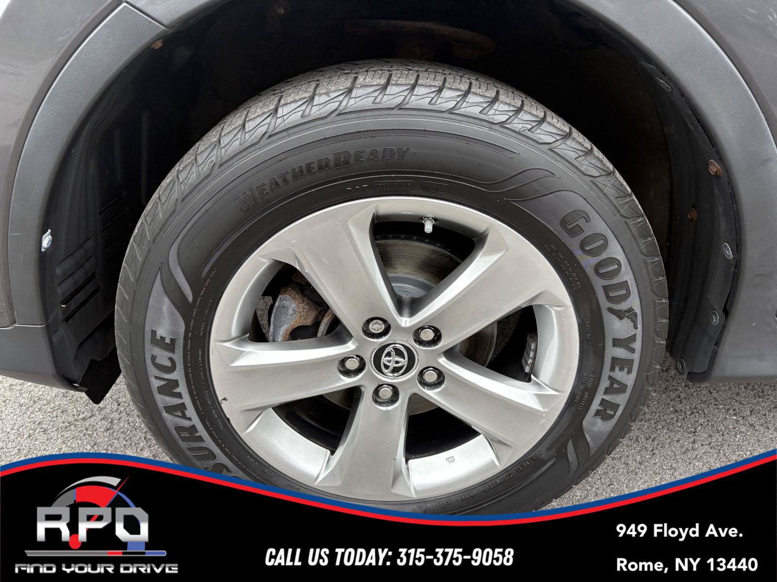 Used 2015 Toyota RAV4 XLE AWD/4WD image 10