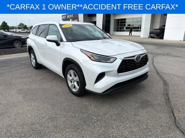 Used 2023 Toyota Highlander L FWD image 3