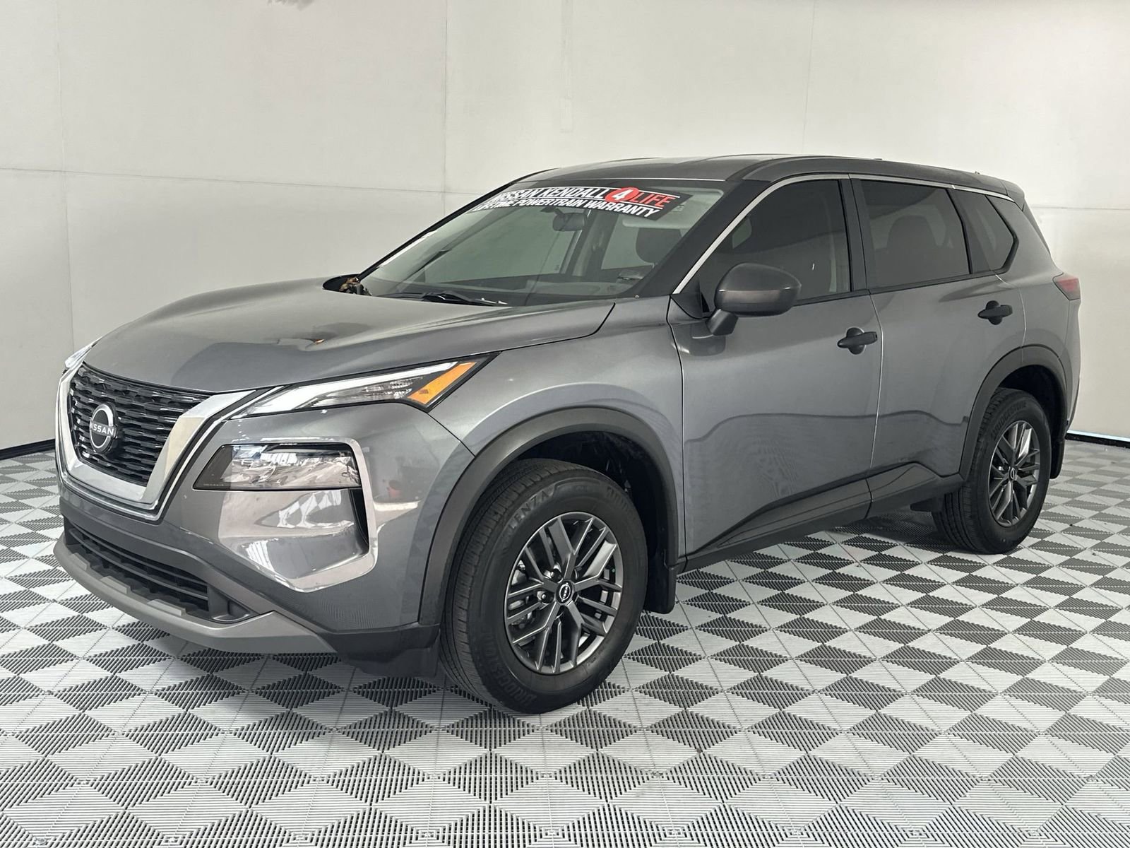 Certified 2023 Nissan Rogue S image 4