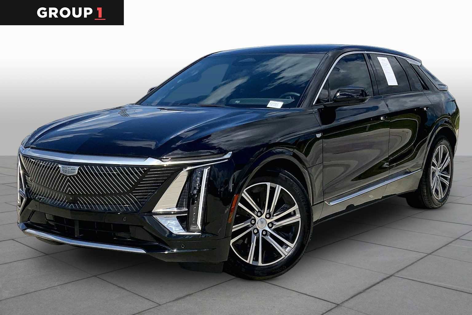 Used 2025 Cadillac Lyriq Luxury RWD image 1