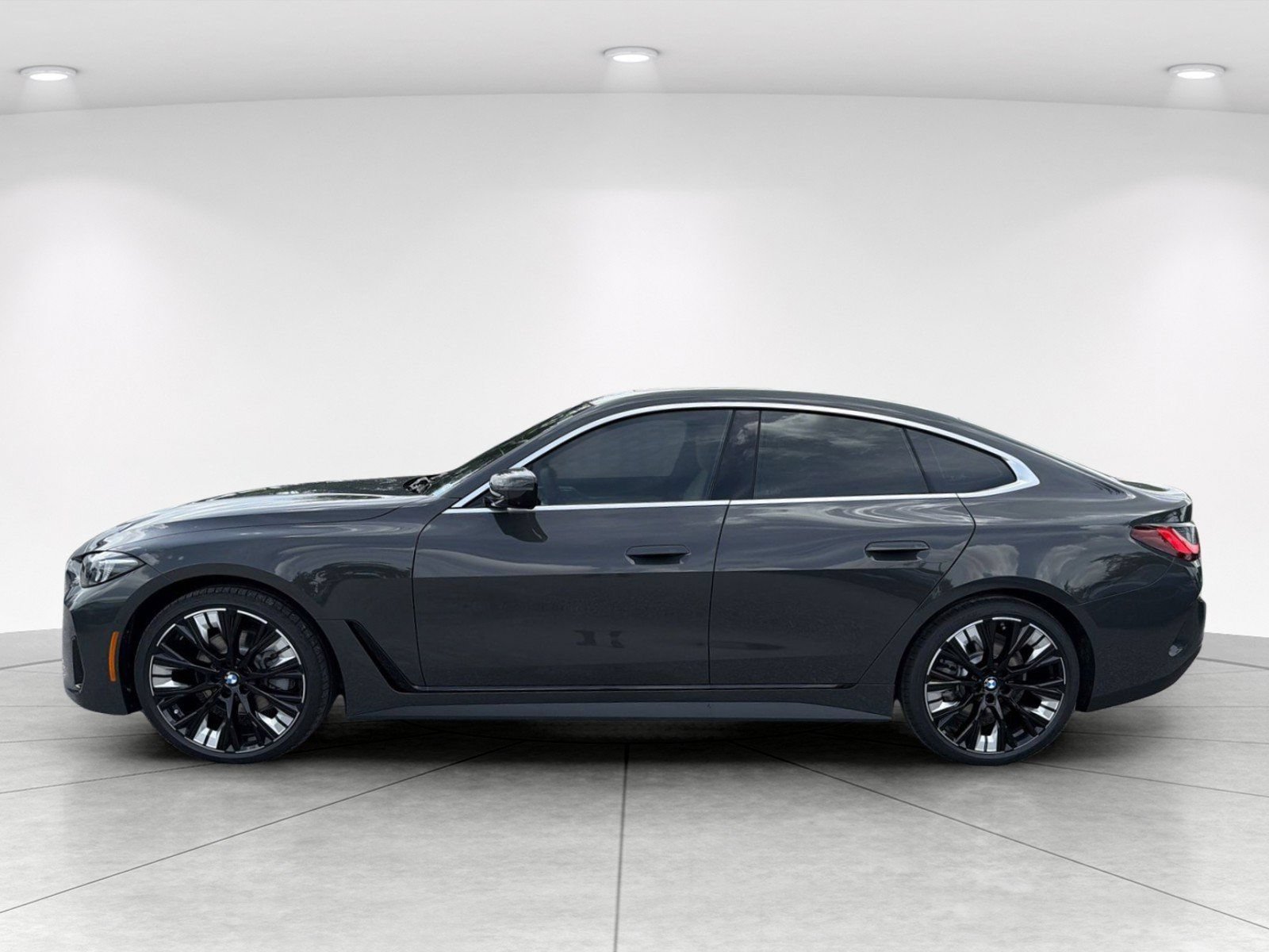 New 2026 BMW 430i xDrive w/ Premium Package AWD/4WD image 7