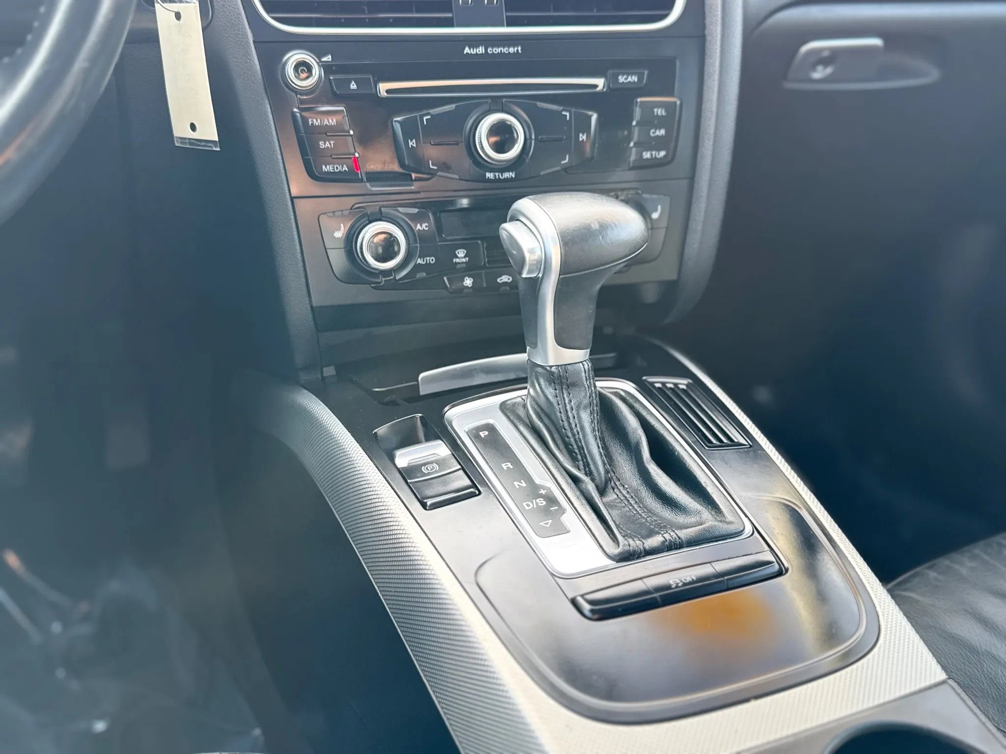 Used 2015 Audi A4 2.0T Premium image 45