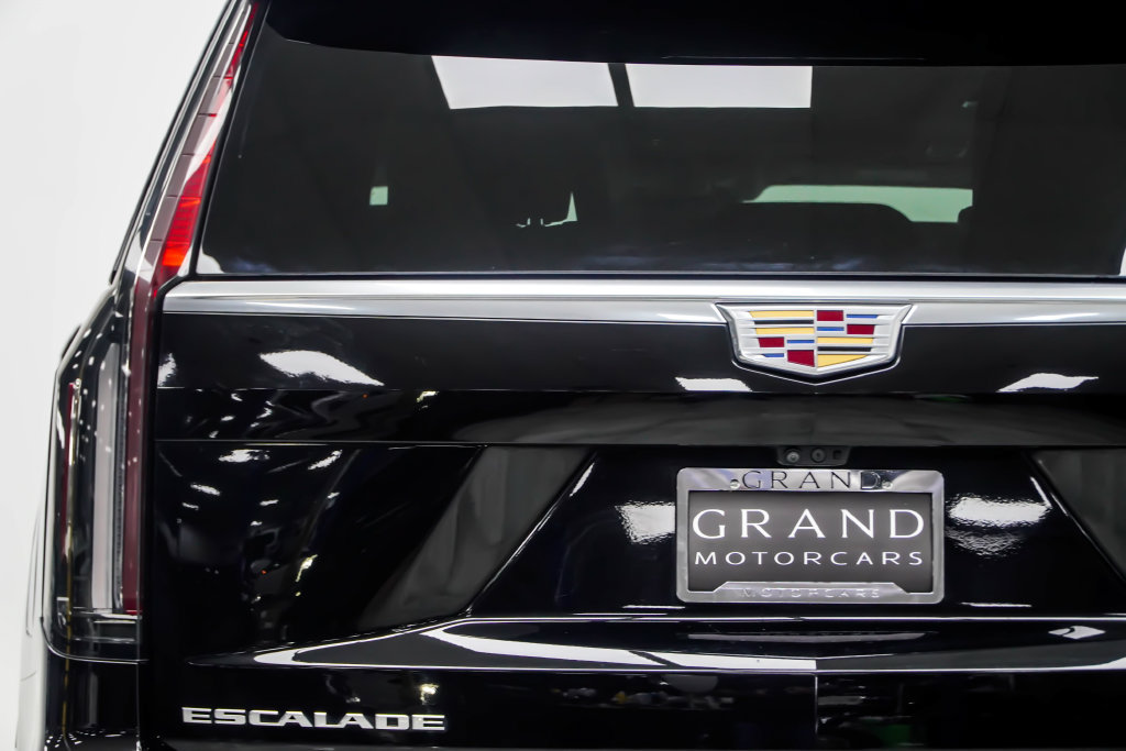 Used 2024 Cadillac Escalade Premium Luxury Platinum RWD image 20