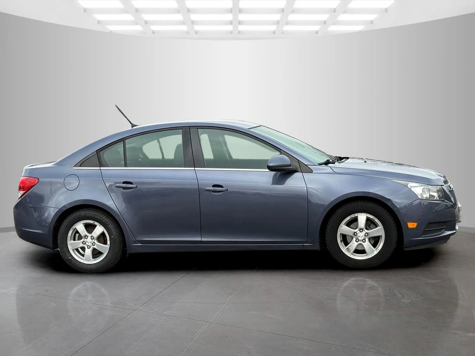 Used 2014 Chevrolet Cruze LT image 3