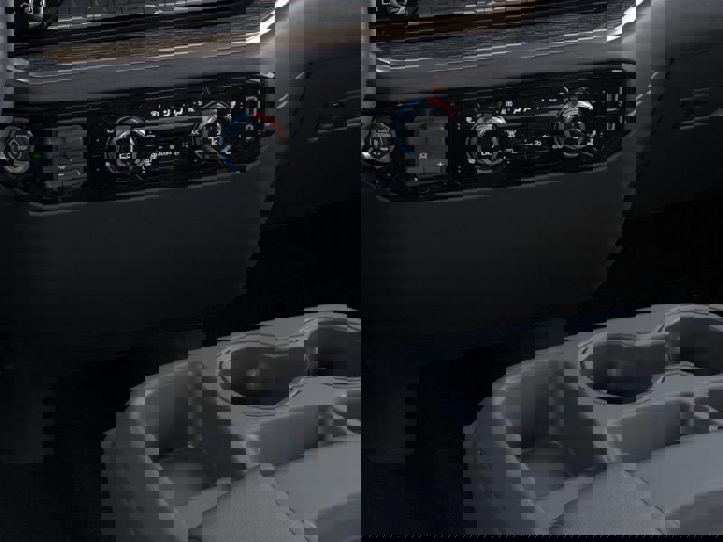 New 2026 GMC Sierra 1500 SLE image 23