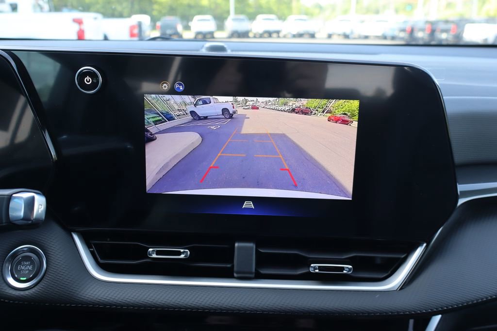 New 2026 Chevrolet Equinox LT w/ Convenience Package II FWD image 11