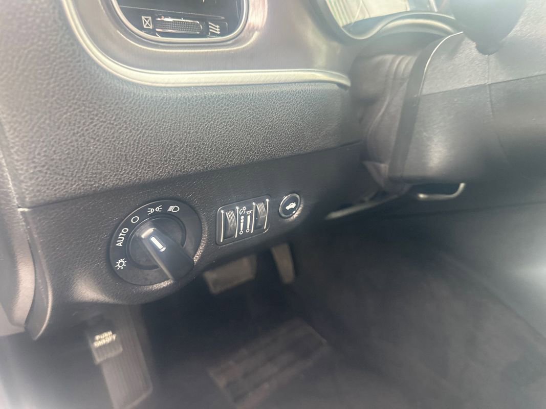 Used 2021 Dodge Charger SXT w/ Leather Interior Group image 16