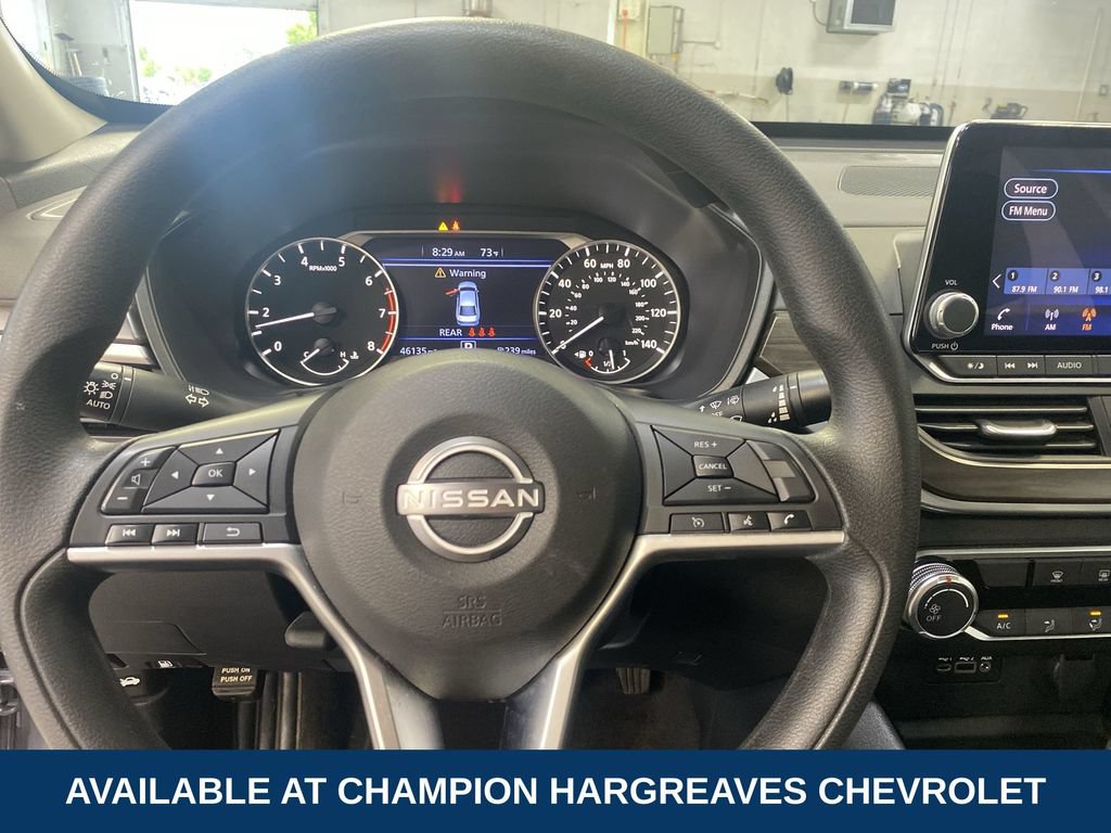 Used 2024 Nissan Altima 2.5 SV FWD image 15