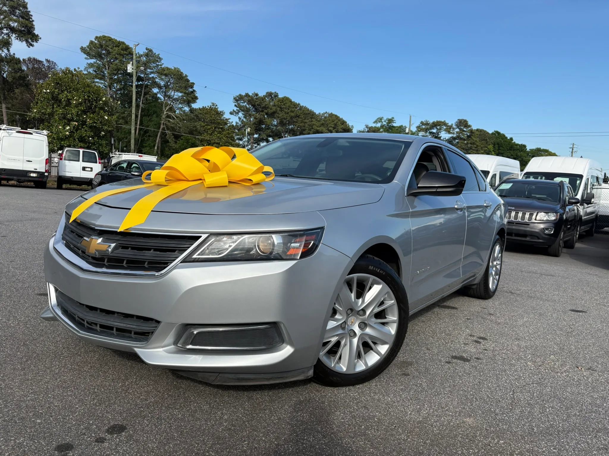 Used 2018 Chevrolet Impala LS FWD image 3
