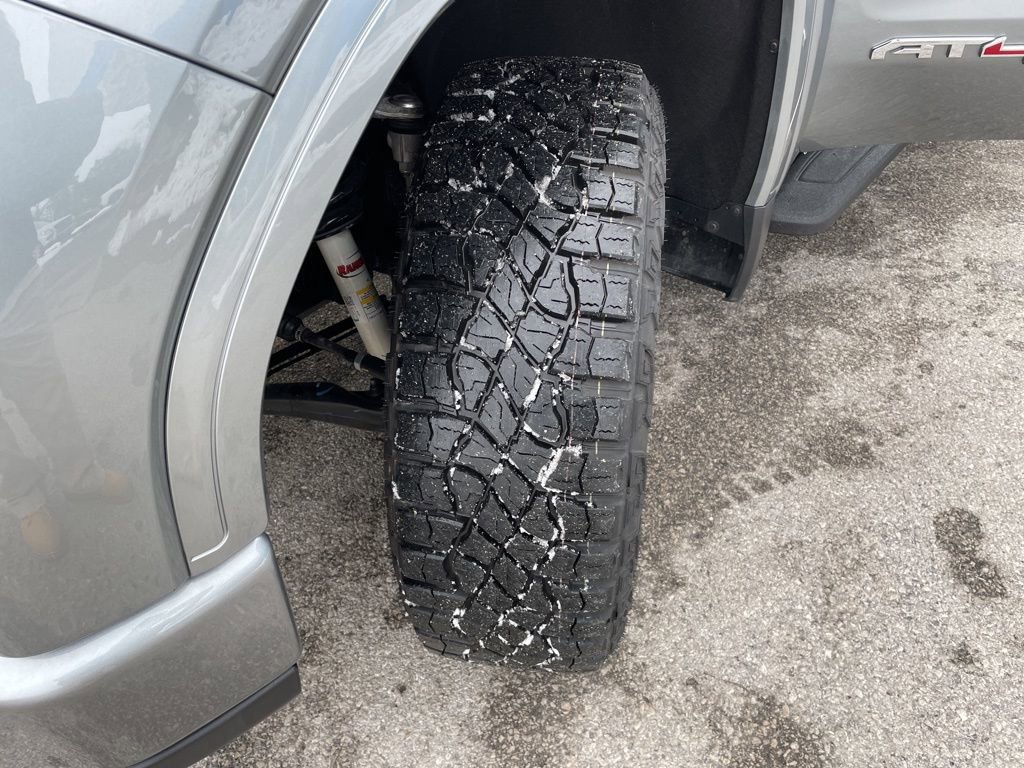 Used 2025 GMC Sierra 1500 AT4 w/ AT4 Premium Package image 60