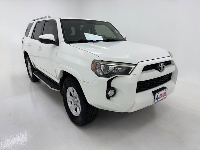 Used 2015 Toyota 4Runner SR5 image 2