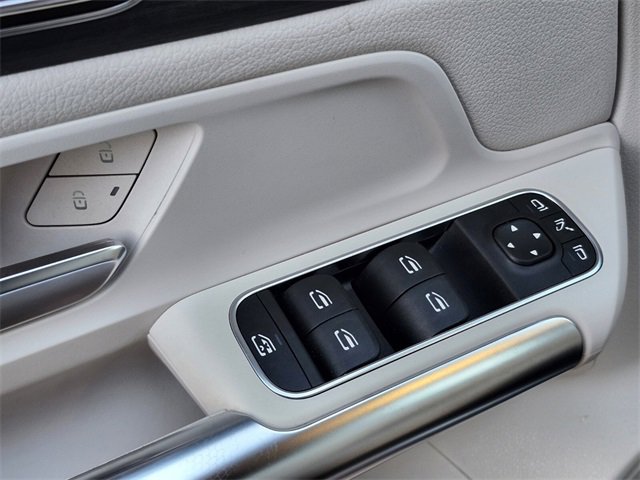 Certified 2023 Mercedes-Benz GLA 250 4MATIC image 17