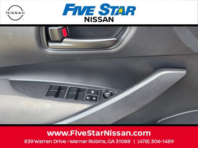 Used 2024 Toyota Corolla LE w/ LE Convenience Package FWD image 30
