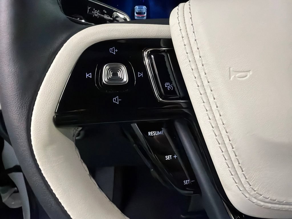 New 2026 Lincoln Aviator Black Label w/ Dynamic Handling Package AWD/4WD image 16