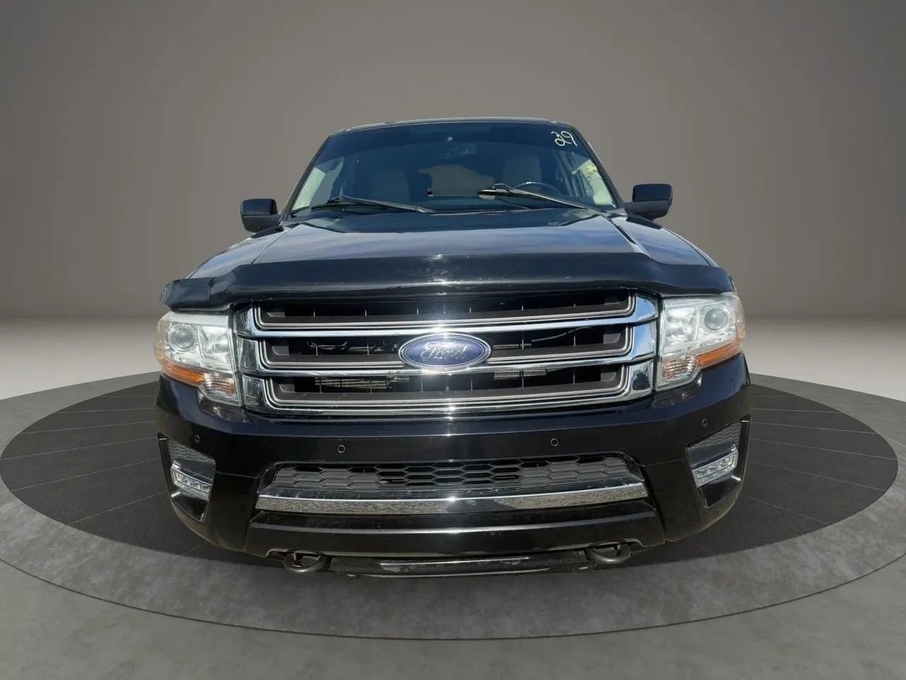 Used 2017 Ford Expedition Limited AWD/4WD image 2
