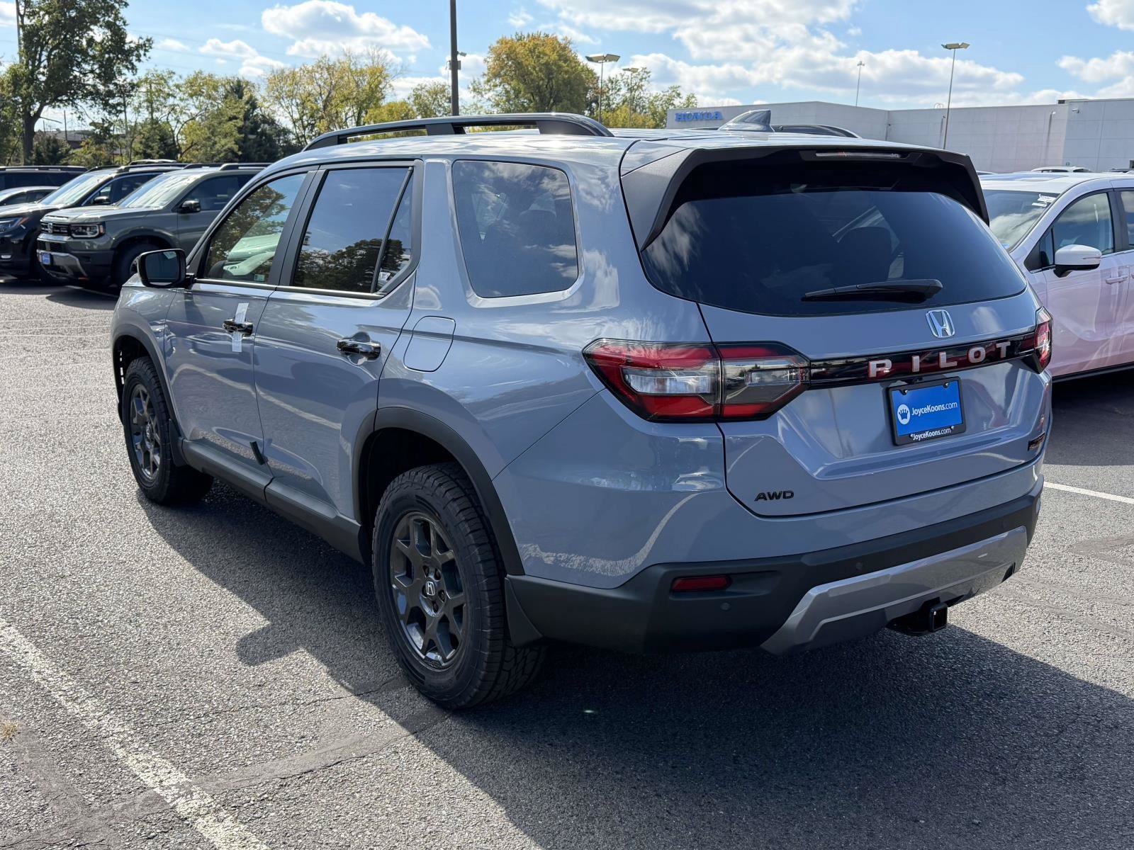 New 2026 Honda Pilot TrailSport image 3