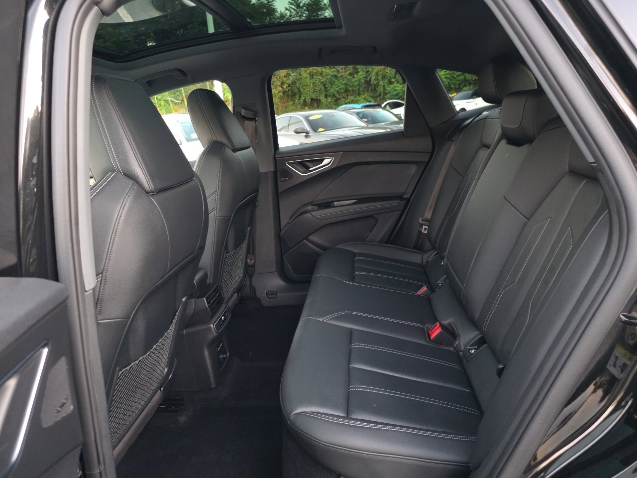 Used 2023 Audi Q4 e-tron Prestige w/ Black Optic Package image 42