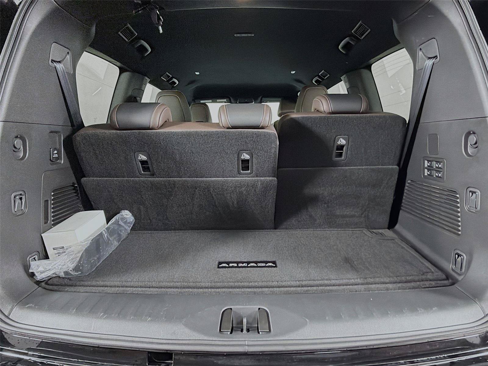 Used 2026 Nissan Armada SL AWD/4WD image 25