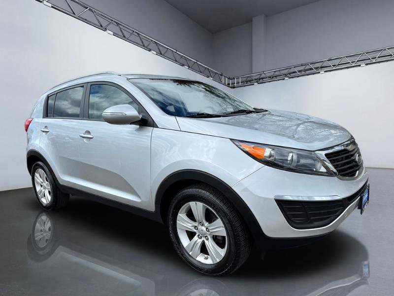 Used 2011 Kia Sportage LX w/ Convenience Pkg FWD image 9