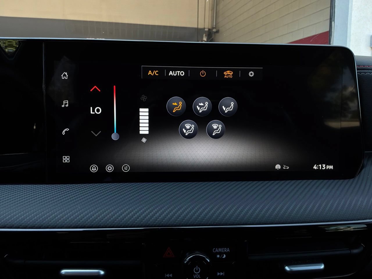 Used 2026 Nissan Kicks SR FWD image 29