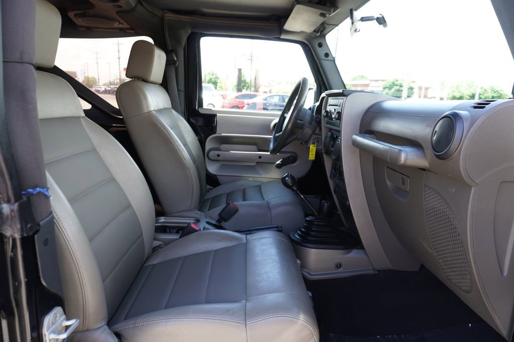 Used 2008 Jeep Wrangler X AWD/4WD image 26