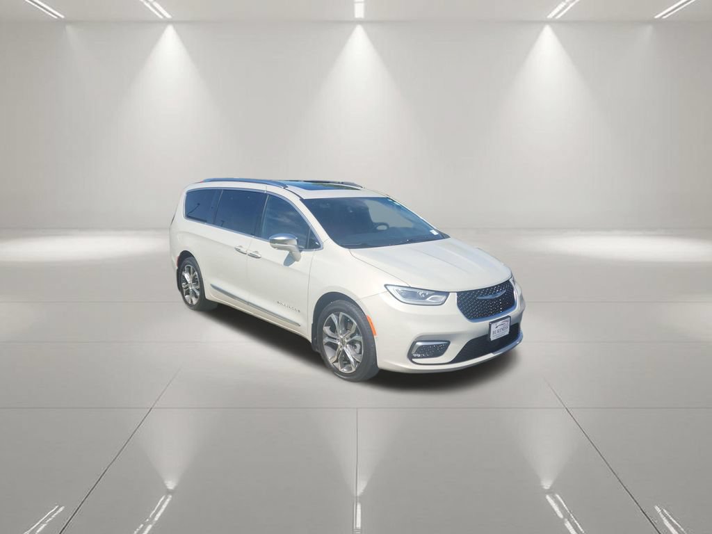 Used 2021 Chrysler Pacifica Pinnacle AWD/4WD image 9