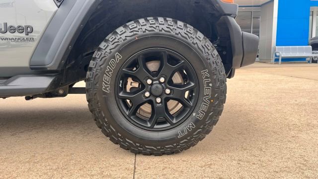 Used 2020 Jeep Wrangler Unlimited Willys image 11