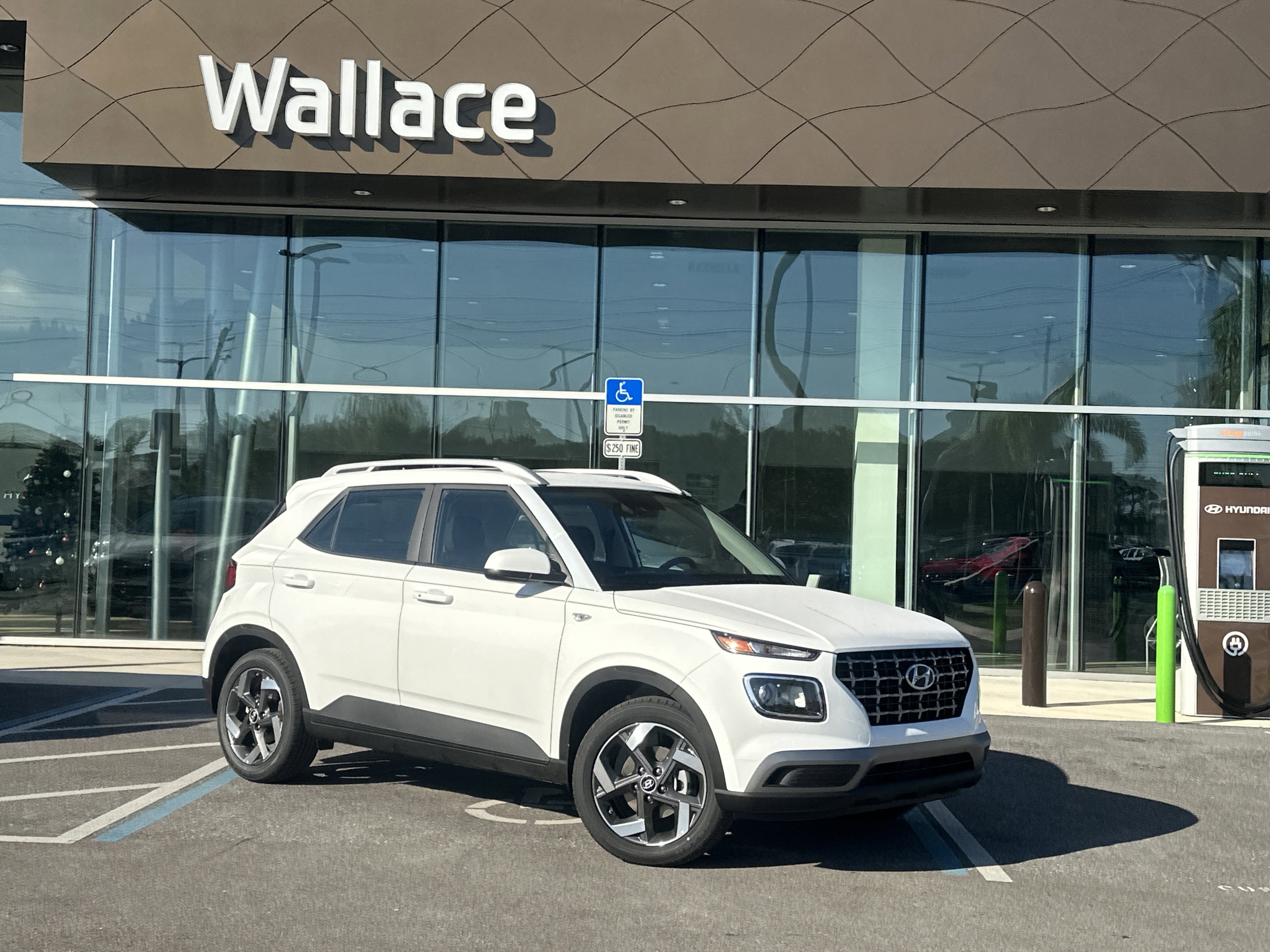 New 2026 Hyundai Venue SEL FWD image 1