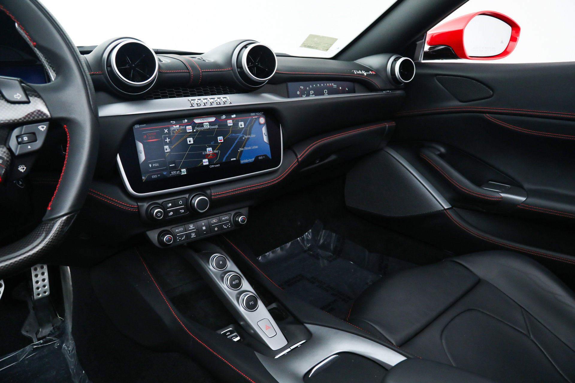 Certified 2023 Ferrari Portofino M image 34