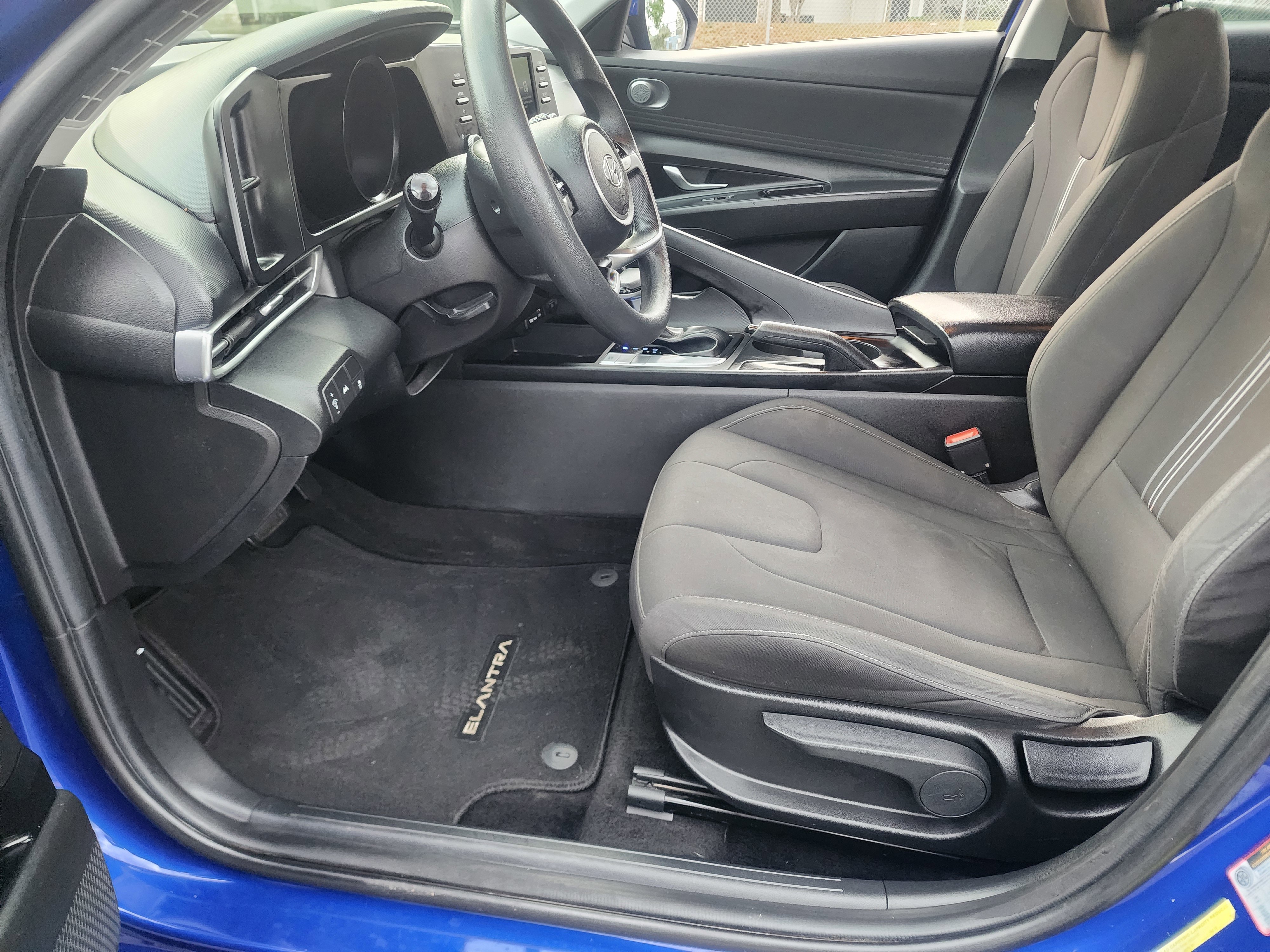 Used 2021 Hyundai Elantra SEL FWD image 20