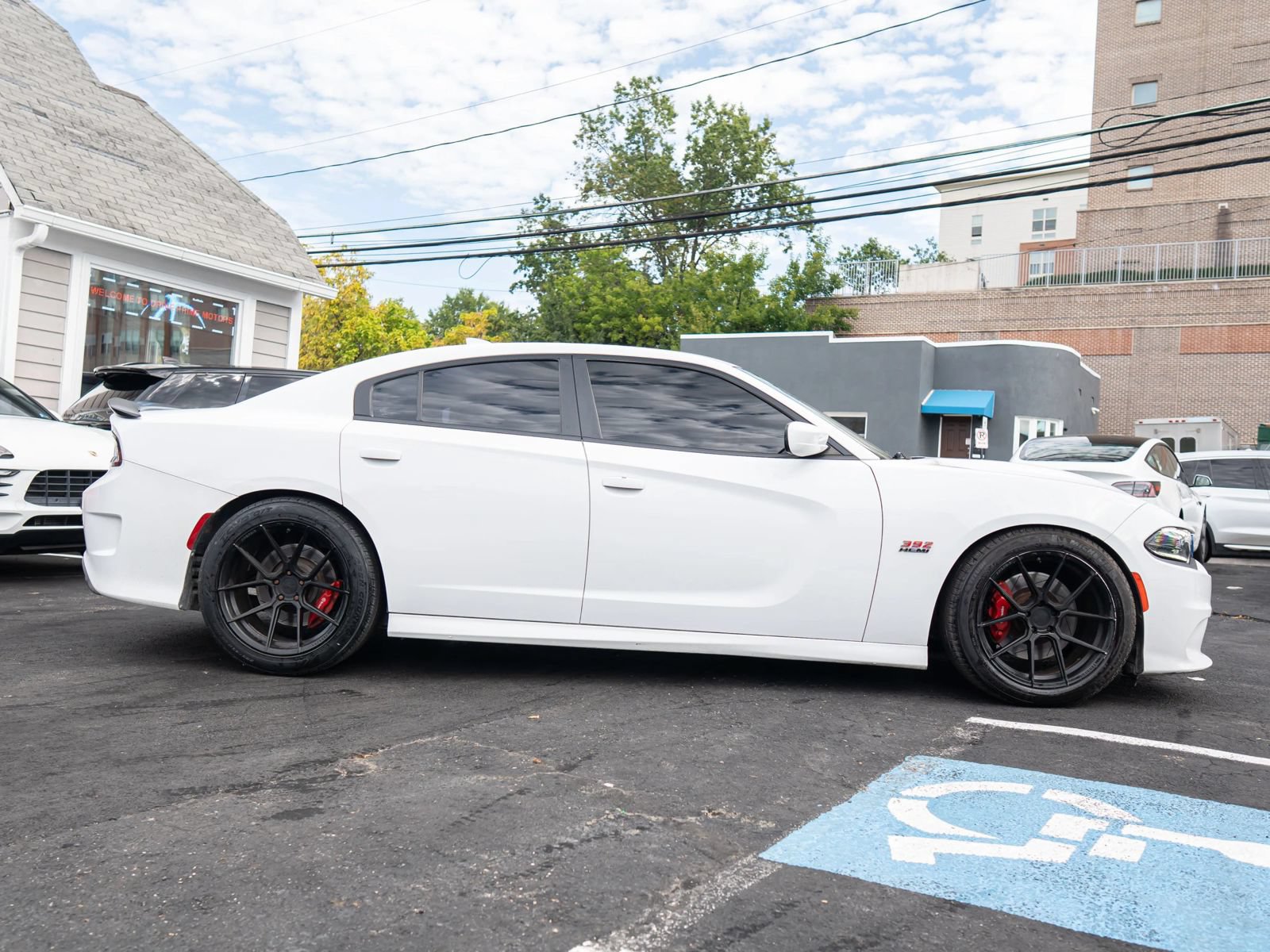 Used 2018 Dodge Charger R/T Scat Pack w/ Driver Confidence Group RWD image 2