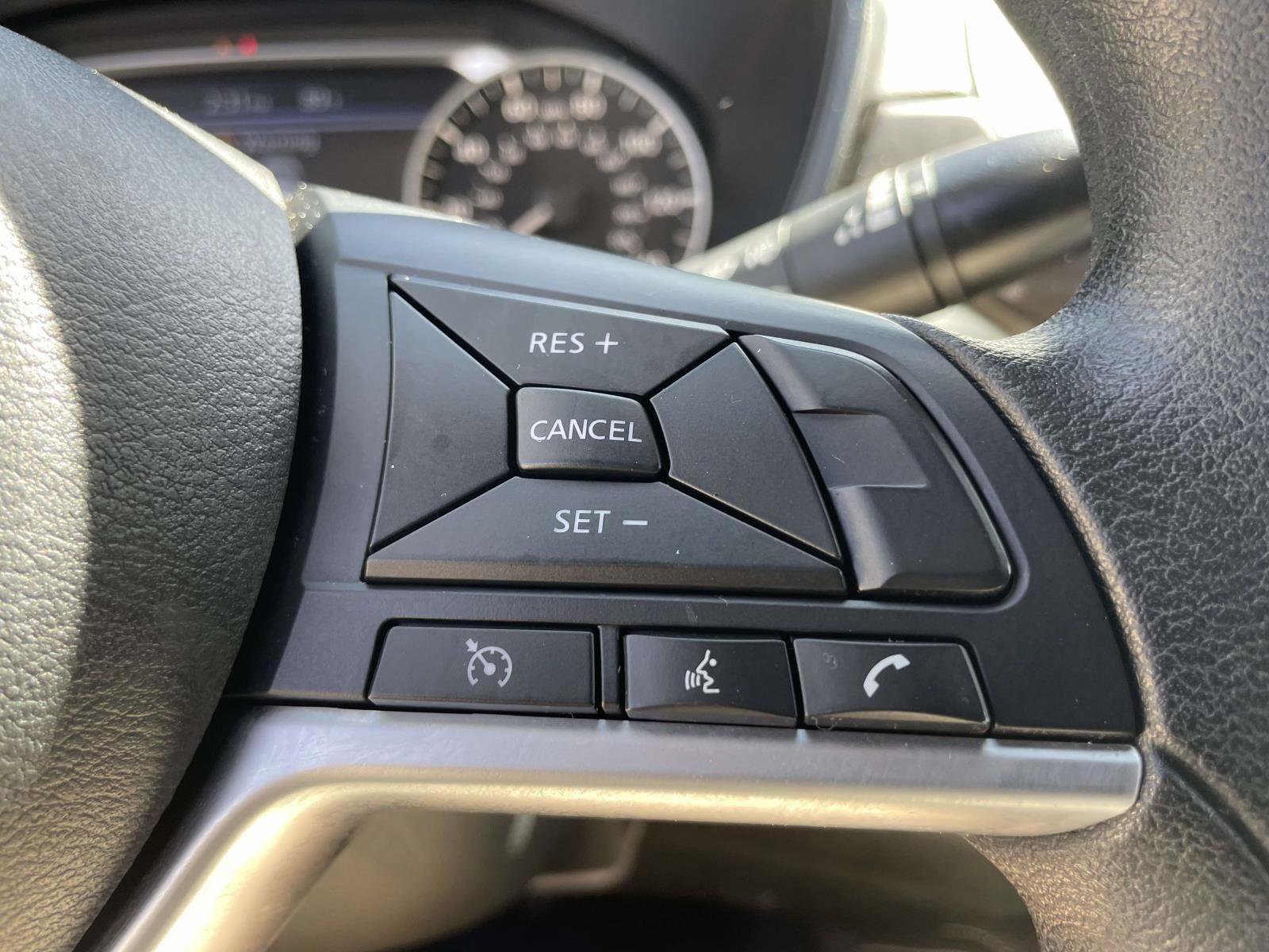 Used 2023 Nissan Altima 2.5 SV FWD image 8