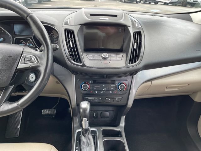 Used 2017 Ford Escape SE w/ SE Leather Comfort Package image 21