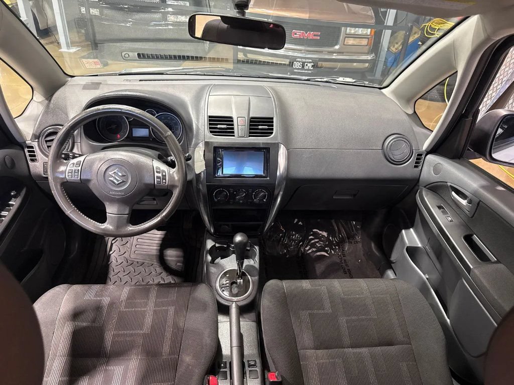 Used 2012 Suzuki SX4 Premium AWD/4WD image 16