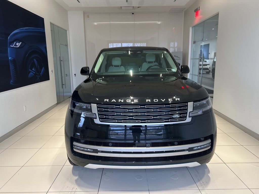 Used 2024 Land Rover Range Rover Long Wheelbase SE image 20