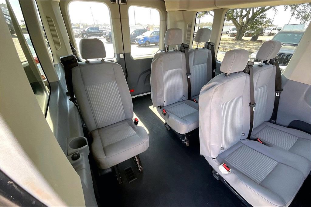 Used 2017 Ford Transit 350 XL image 32