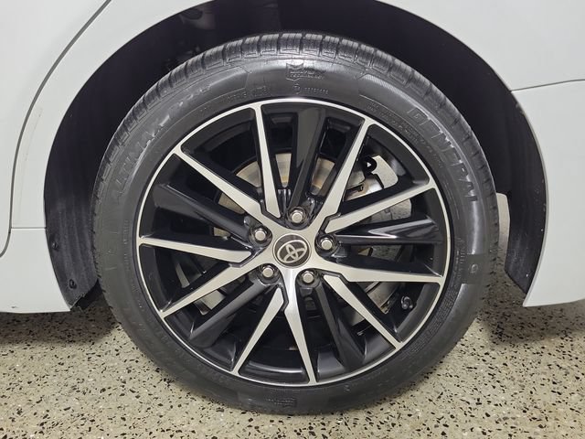 Used 2022 Toyota Camry SE FWD image 8